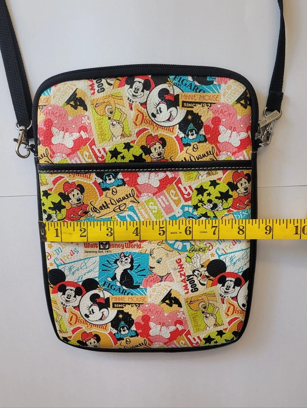 Disney Parks Exclusive Mickey Mouse Classic Collage Crossbody Bag - Excellent! - Picture 8 of 8